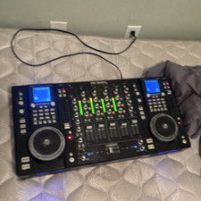 Gemini CDM-4000 Double Deck DJ Controller, Built-in Mixer, Pitch Control, USB