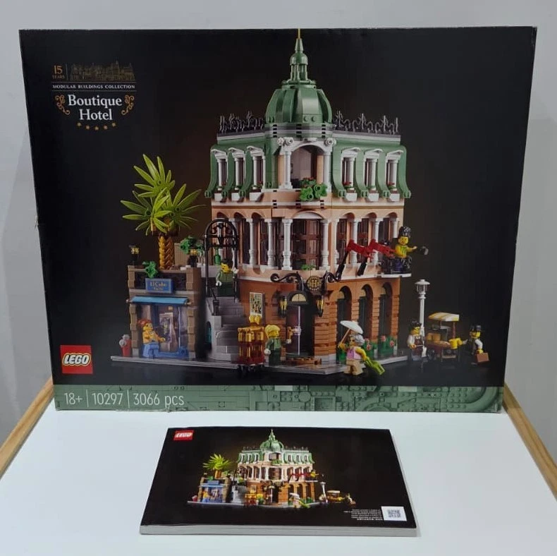 LEGO Modular Buildings 10297 Boutique Hotel, foto 2 di 5