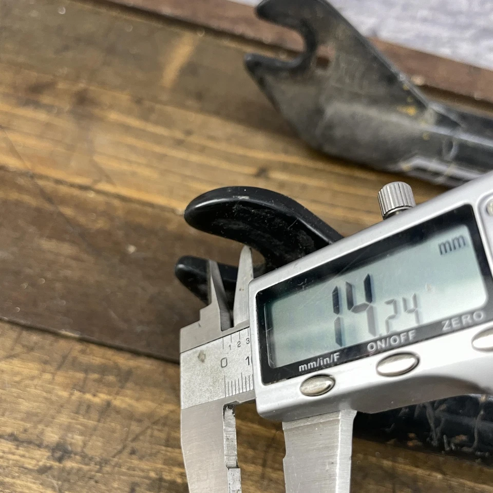 Horquilla BMX Haro 1-1/8 sin rosca 14 mm punteras escuela media negra vintage Foto 4 de 4