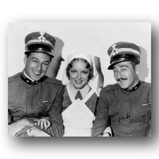 Gary Cooper, Helen Hayes, Adolphe Menjou Photo 8x10 A Farewell To Arms 1932