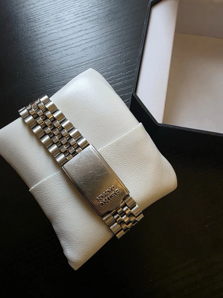 Seiko 5 Automatic 7S26 - 21 Jewels Vintage Classic Black Dial JapanMade - Image 4 of 4