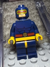 LEGO Cyclops Minifigure Sh117 Marvel Super Hero X-Men vs Sentinel 76022 Retired