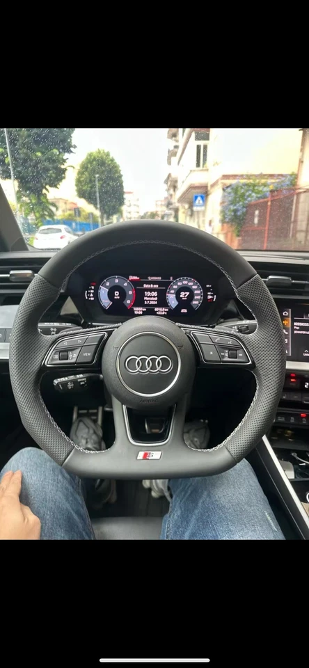 volante audi a3 8v 8Y tagliato S-line Tagliato 3 Razze - Immagine 3 di 4