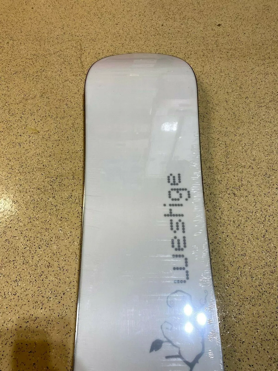 Westige Zarza Snowboard Camber Cap All Mountain 150cm with Burton