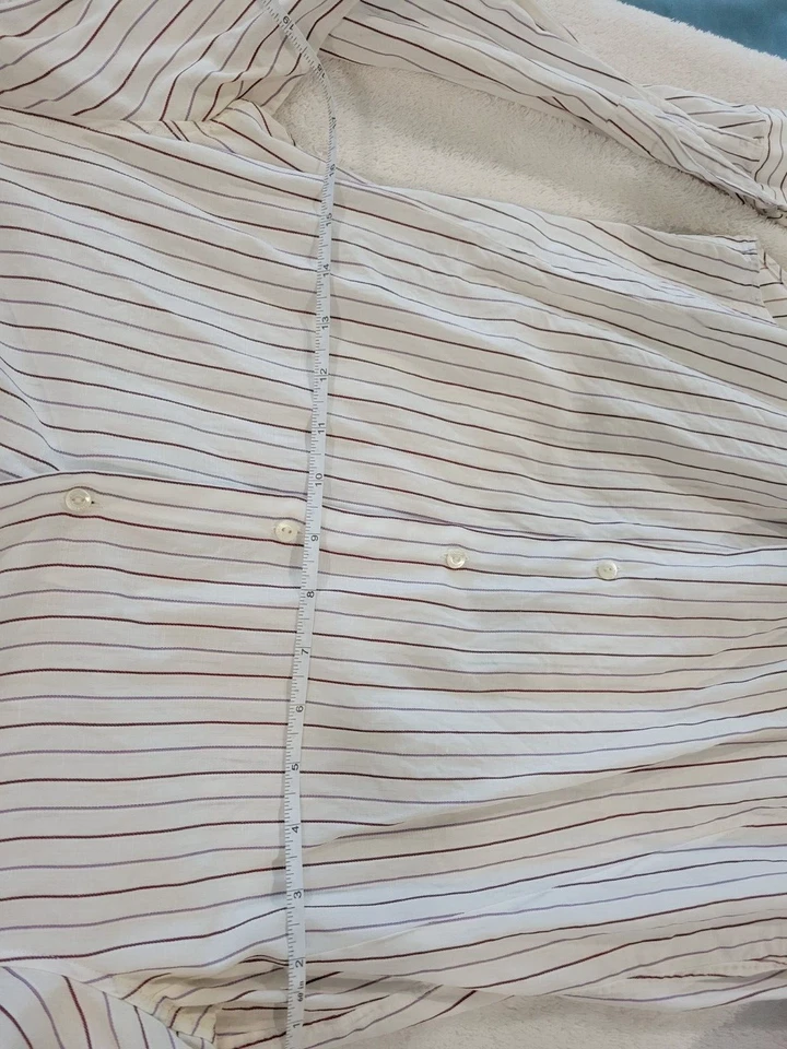 Blusa feminina listrada branca vintage Loro Piana com botões tamanho IT44 média  - Imagem 3 de 4