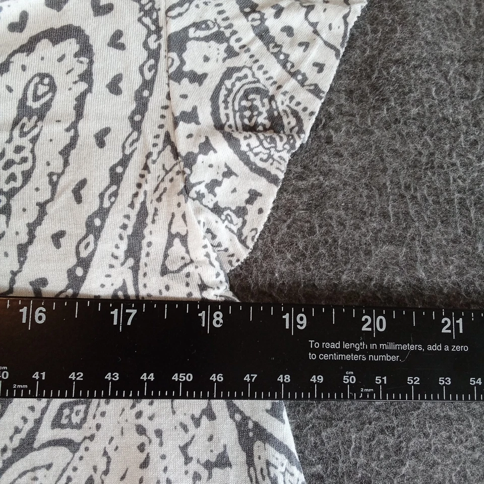 Top Ellen Tracy Mujer Extra Grande Gris Paisley Rosa Borde Causal Salón Ropa de Dormir Foto 3 de 4