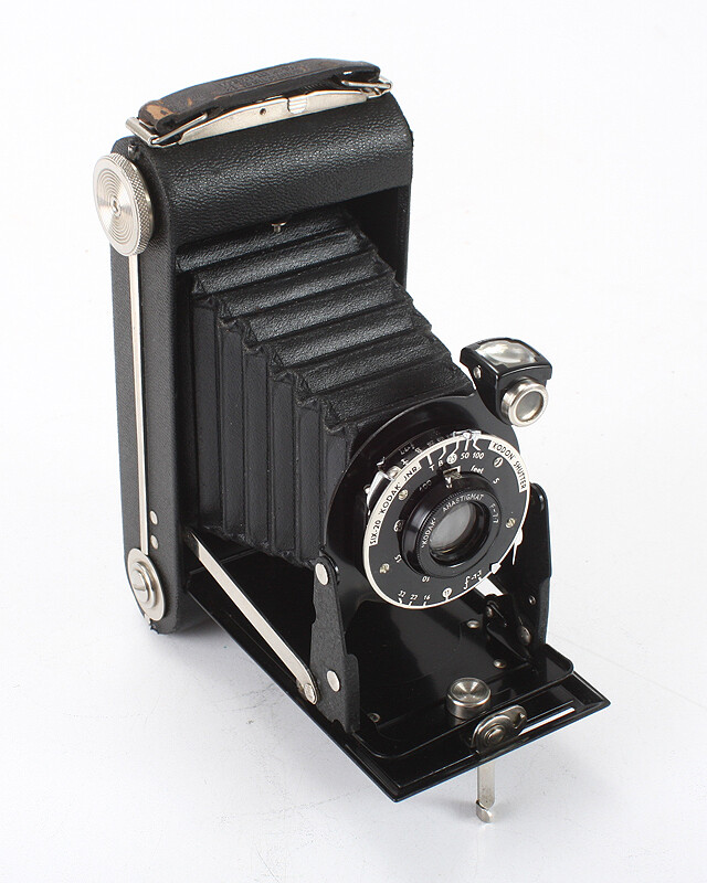KODAK LONDON SIX-16 JUNIOR, 126/7.7 KODAK ANASTIGMAT (HAZE KODAK LONDON SIX-16 JUNIOR, 126/7.7 KODAK ANASTIGMAT (HAZE