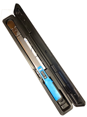 Precision Instruments USA 1/2'' Drive Torque Wrench With Snap Latch Case C3FR250F