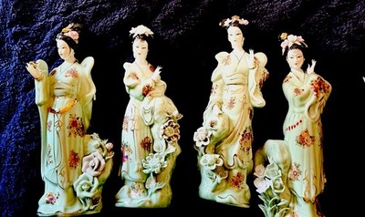 Porcelain Geisha Figurines With Flawless Design And Gold Gilding Detail