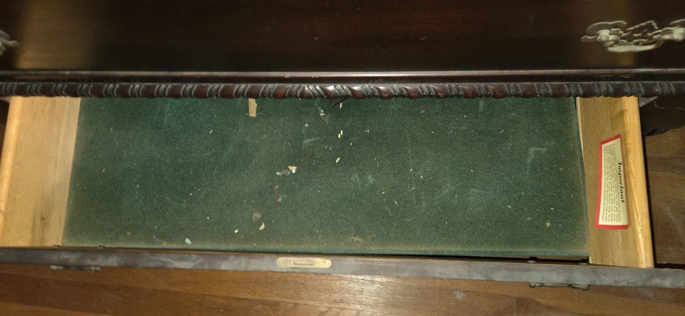 Lane 1940 caoba georgiana con cofre forrado de cedro con cajón 44" W x 32" H x 19" D Foto 4 de 4