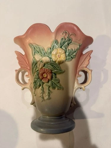 Vintage Hull Pottery Wildflower Vase Granny CottagecoreW-9-8 1/2 Mauve Pale Blue