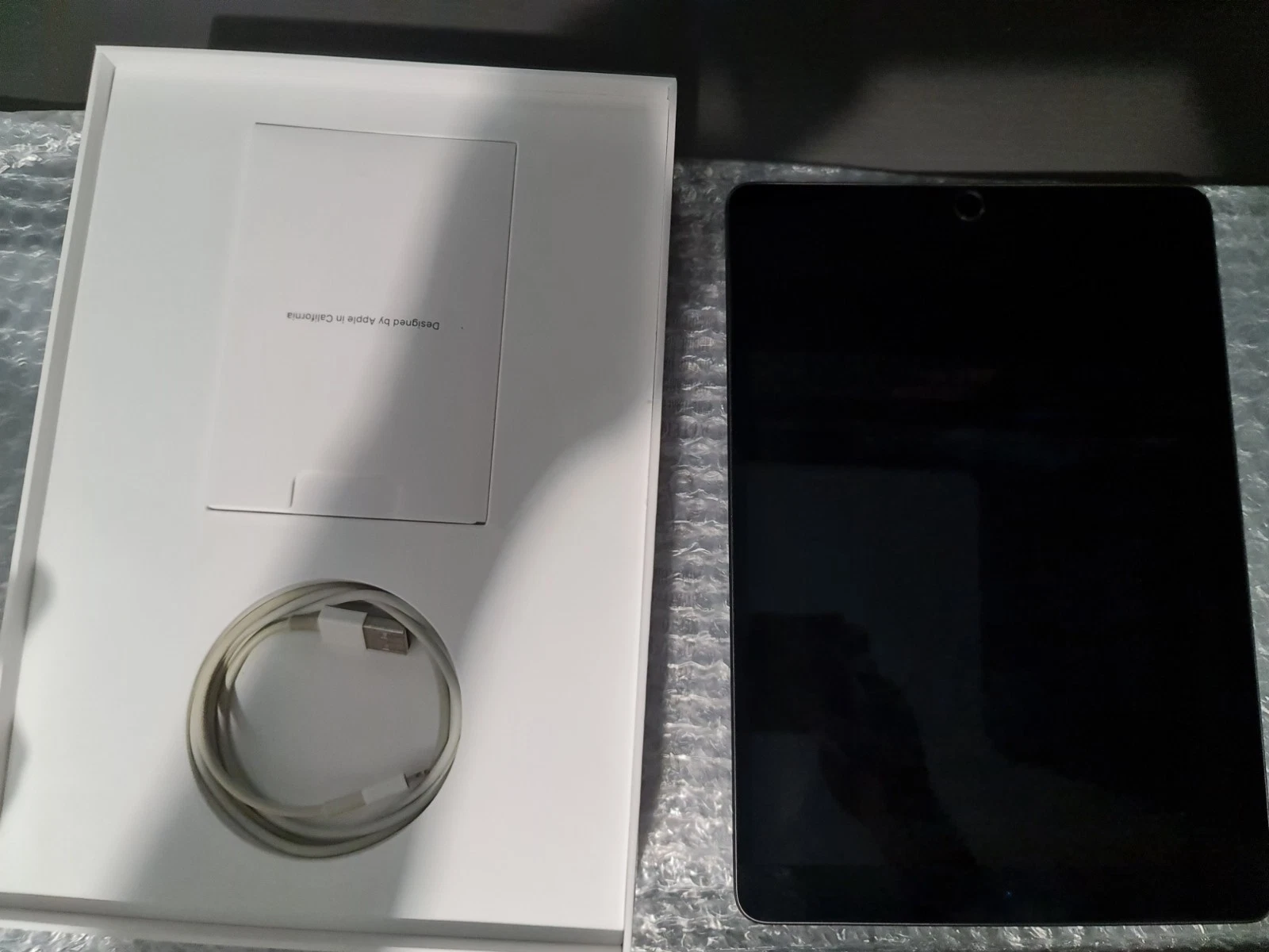 Apple iPad Air 3 64GB Wi-Fi Grigio Siderale + Scatola e Accessori Originali