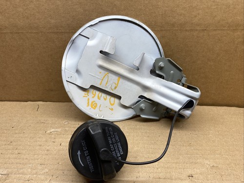 2001 DODGE RAM 1500 FUEL FILLER DOOR GAS LID FLAP OEM WHITE - Picture 2 of 8