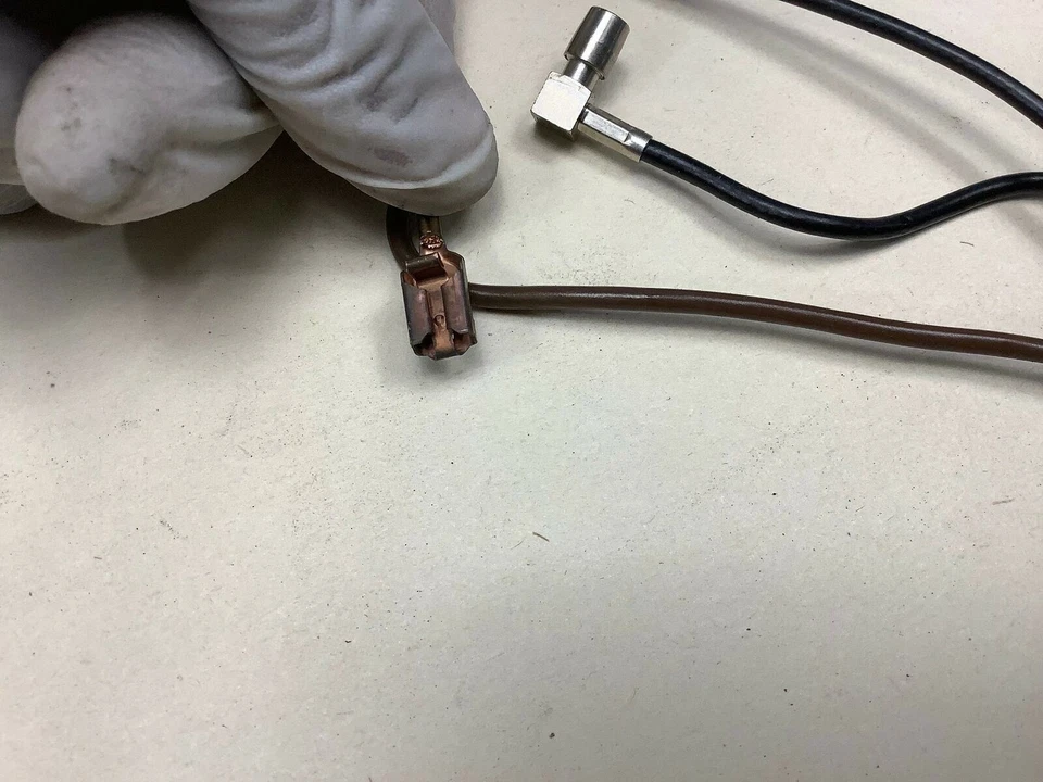 VOLKSWAGEN TOUAREG 2004-2010 REAR LIFTGATE SCREEN WIRING LOOM CABLE FACTORY - Image 3 of 4