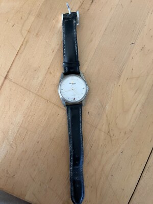 Vintage DELBANA 17 JEWELS 25021 Wristwatch in working order. 