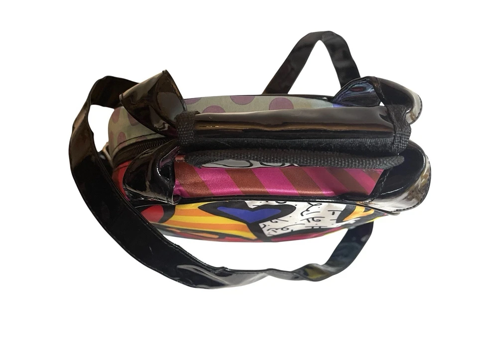 Bolso de almuerzo BRITTO 2009 corazón satinado charol correa bandolera desmontable Foto 4 de 4