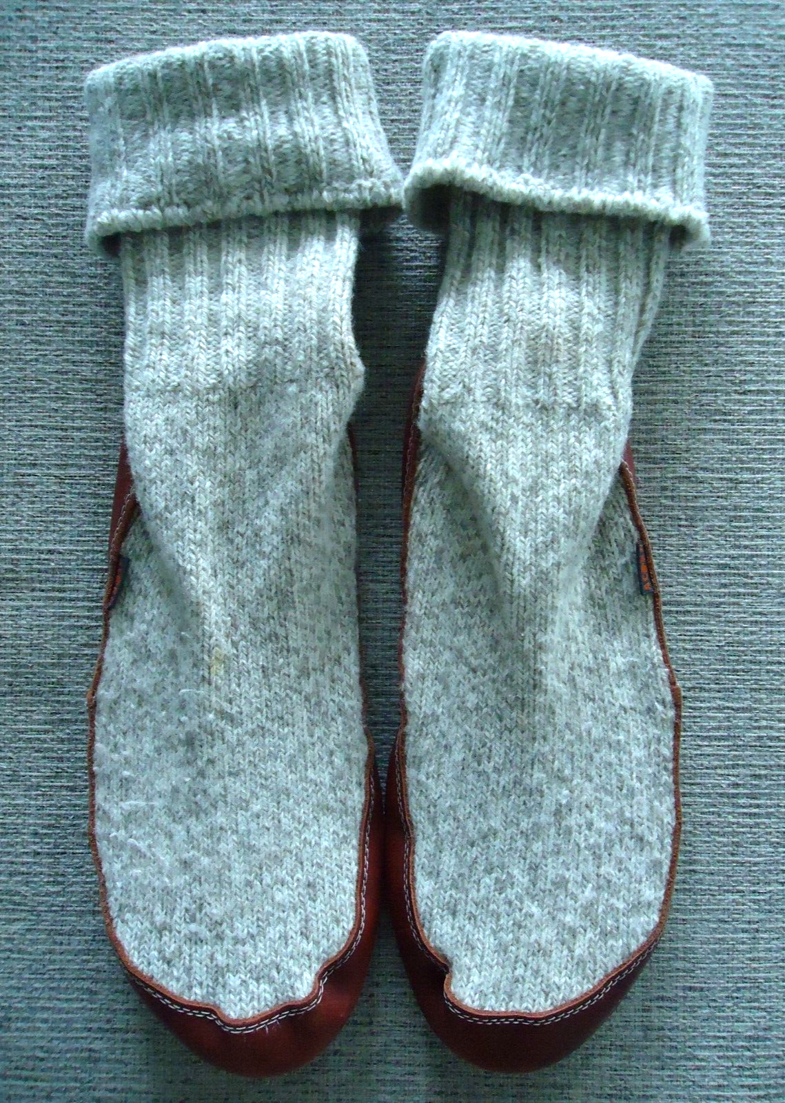 SAOLA Ghianda Ciabatta Maglione Calzini Suola in Pelle Taglia Uomo 12 13 Avena