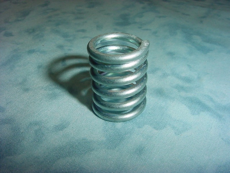 VINTAGE ELECTRIC GUITAR TREMOLO SPRING / TEISCO / KAWAII / MIJ STYLE GUITARS