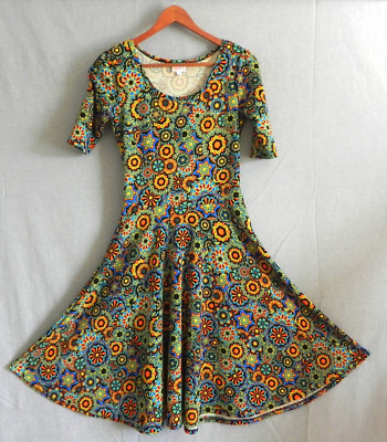 Lularoe Dress Rare Pattern Stretch Multi-Color 1/2 Sleeve Fit-Flared Size S