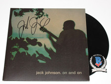 JACK JOHNSON SIGNED 'ON AND ON' ALBUM VINYL RECORD SINGER AUTOGRAPH BECKETT COA