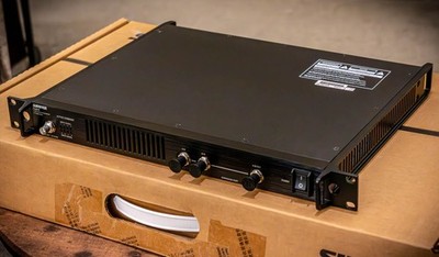 Shure PA821B 8-Channel Antenna Combiner for PSM Wireless Systems - 470-865 MHZ
