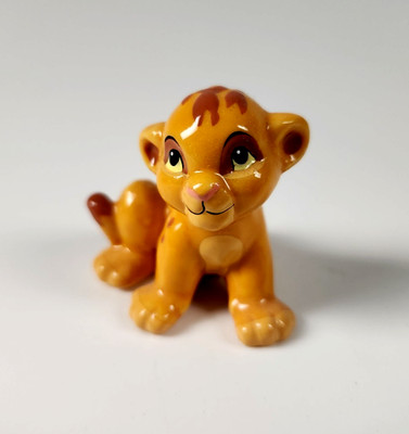 DISNEY The LION KING Baby SIMBA LION Cub Ceramic Figurine Made In China