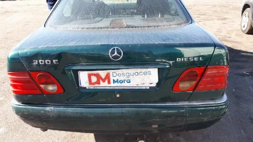 Emblema para MERCEDES-BENZ CLASE E (BM 210) BERLINA 220 Diesel (210.004 5866631 - Imagen 5 de 7