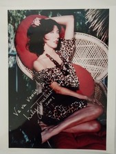 lily tomlin signed 8x10 COA lily tomlin signed 8x10 COA