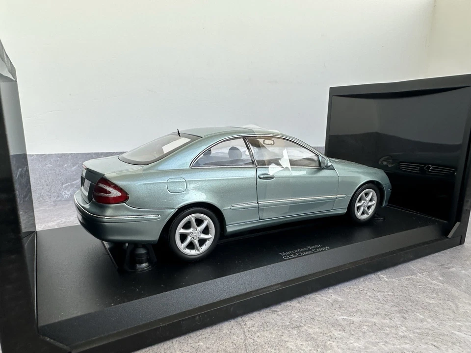 Mercedes Clk 1/18 Kyosho - Immagine 4 di 4