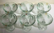 GLASS DISHES, (6) FOR DESSERTS or ICE CREAM.  Beautiful leaf design on glass.