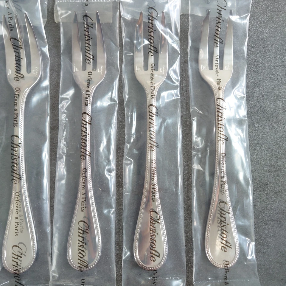 Christofle Perles NUEVO 12 piezas cubiertos plateados cuchara de café tenedor para pasteles Foto 4 de 4