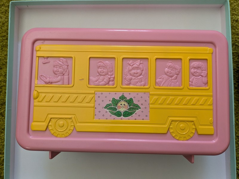 Mattel 1996 Cabbage Patch Kid Case Travel Nursery & School Bus Incomplete