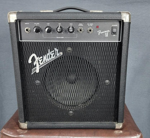 Fender Frontman 15b for sale | eBay