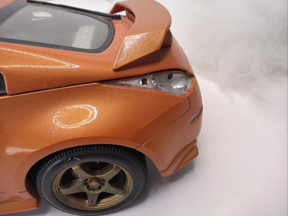 Coche Diecast MAISTO Edición Especial Nissan 350Z Escala 1:18 NARANJA DAÑADO Foto 3 de 4