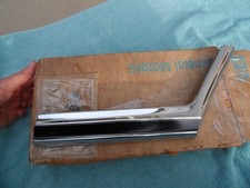 Nos 1967 Buick Skylark Right Passenger Lower Rear Of Fender Die Cast Molding Nos 1967 Buick Skylark Right Passenger Lower Rear Of Fender Die Cast Molding