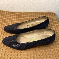 VTG Salvatore Ferragamo Womens Sz 5.5 B Textured Leather Low Block Heel Pumps