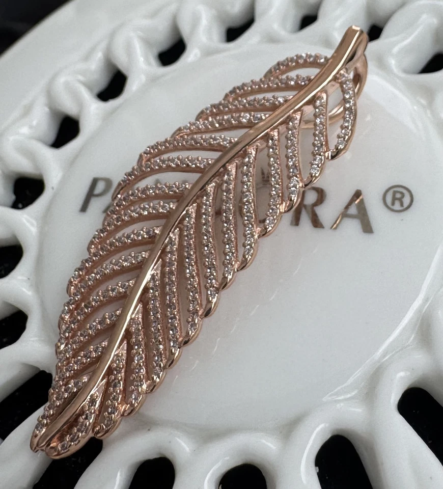 Pingente autêntico Pandora ROSE Light as a Feather #380350CZ - Imagem 4 de 4