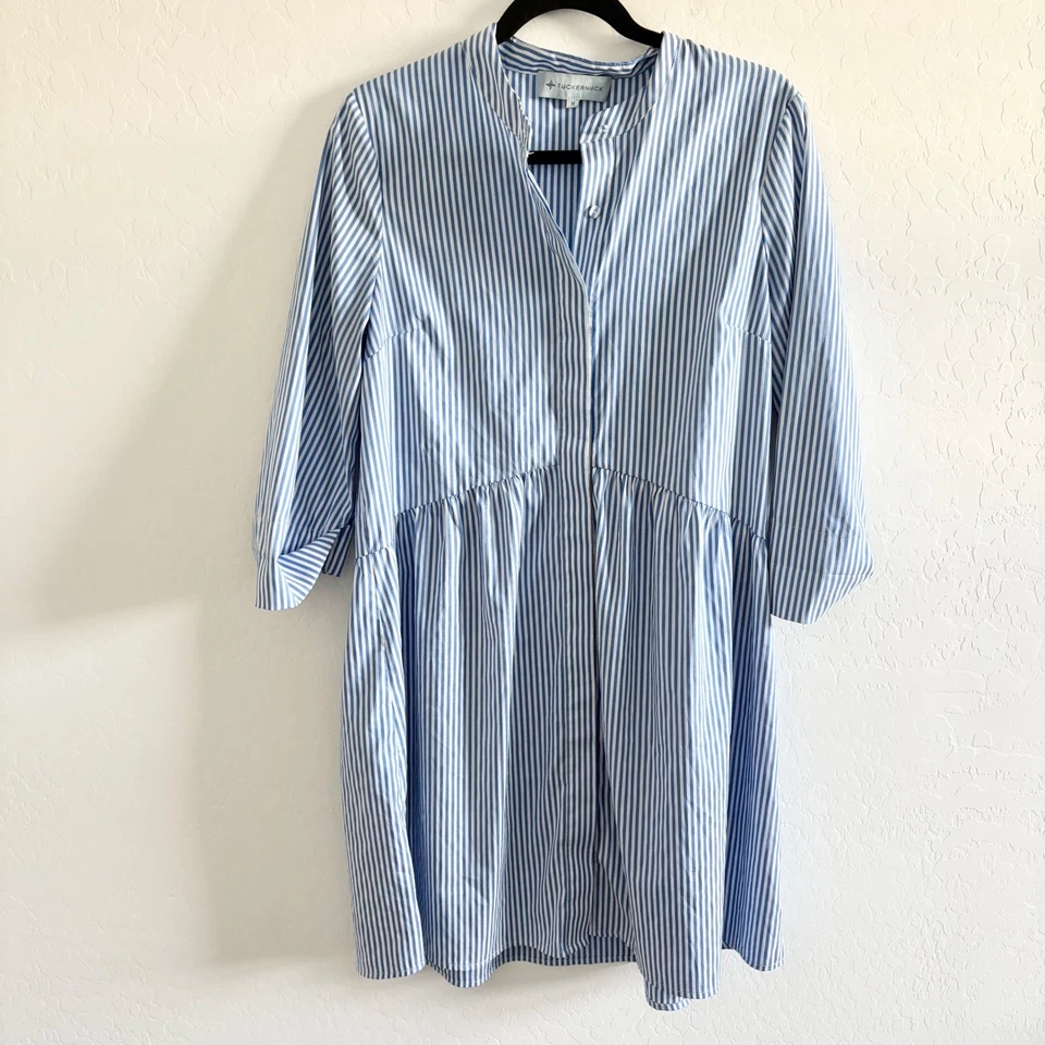 Vestido midi Tuckernuck azul blanco a rayas cuello mandarín en capas para mujer M Foto 2 de 4