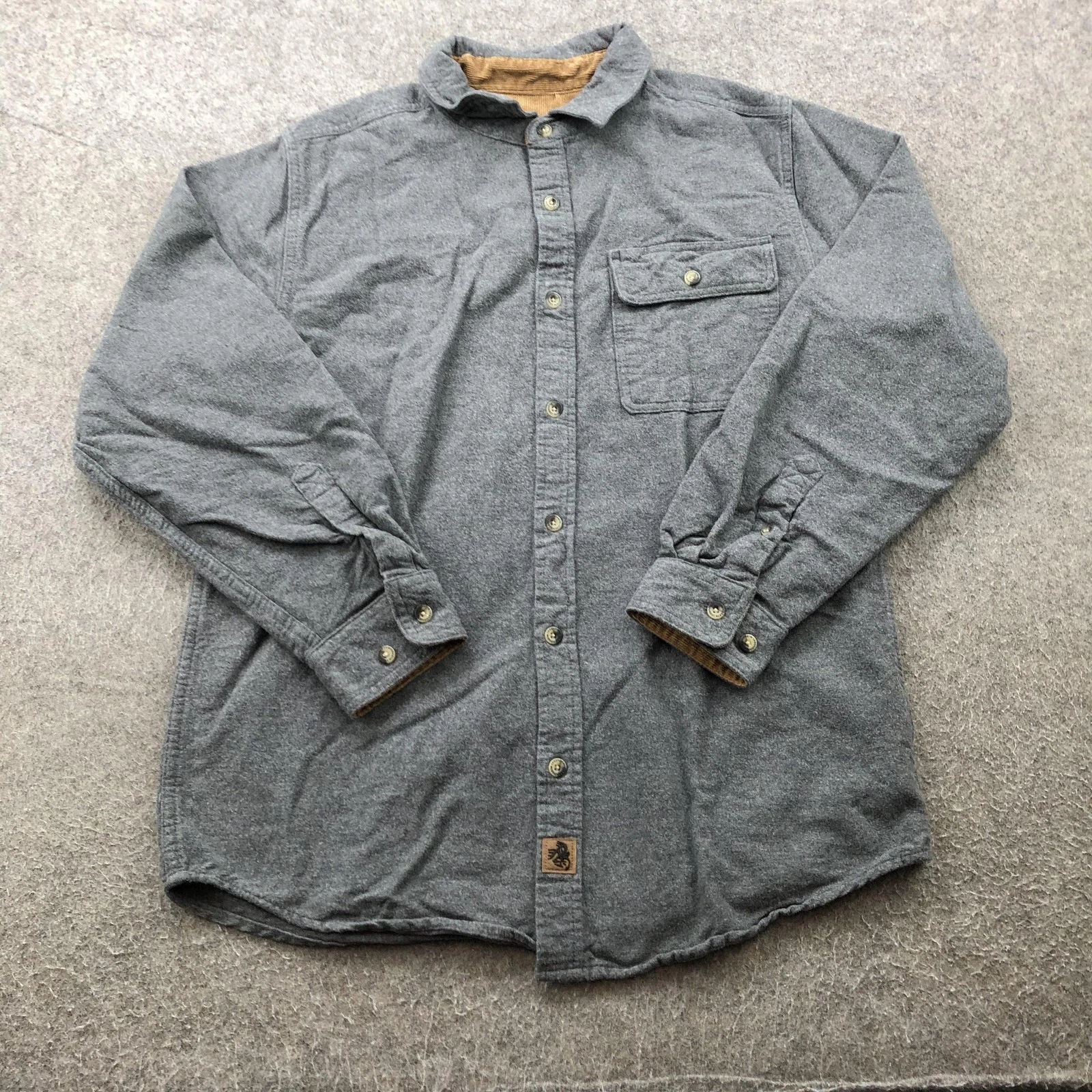 Legendary Whitetails Shirt Mens Medium Gray Buck Camp Flannel Button Up Outdoors