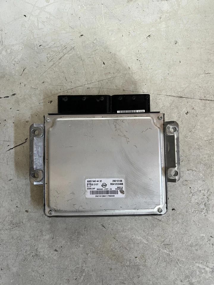 MÓDULO DE CONTROL DEL MOTOR ECU A6655404432 SE ADAPTA A SSANGYONG RODIUS - Imagen 2 de 4