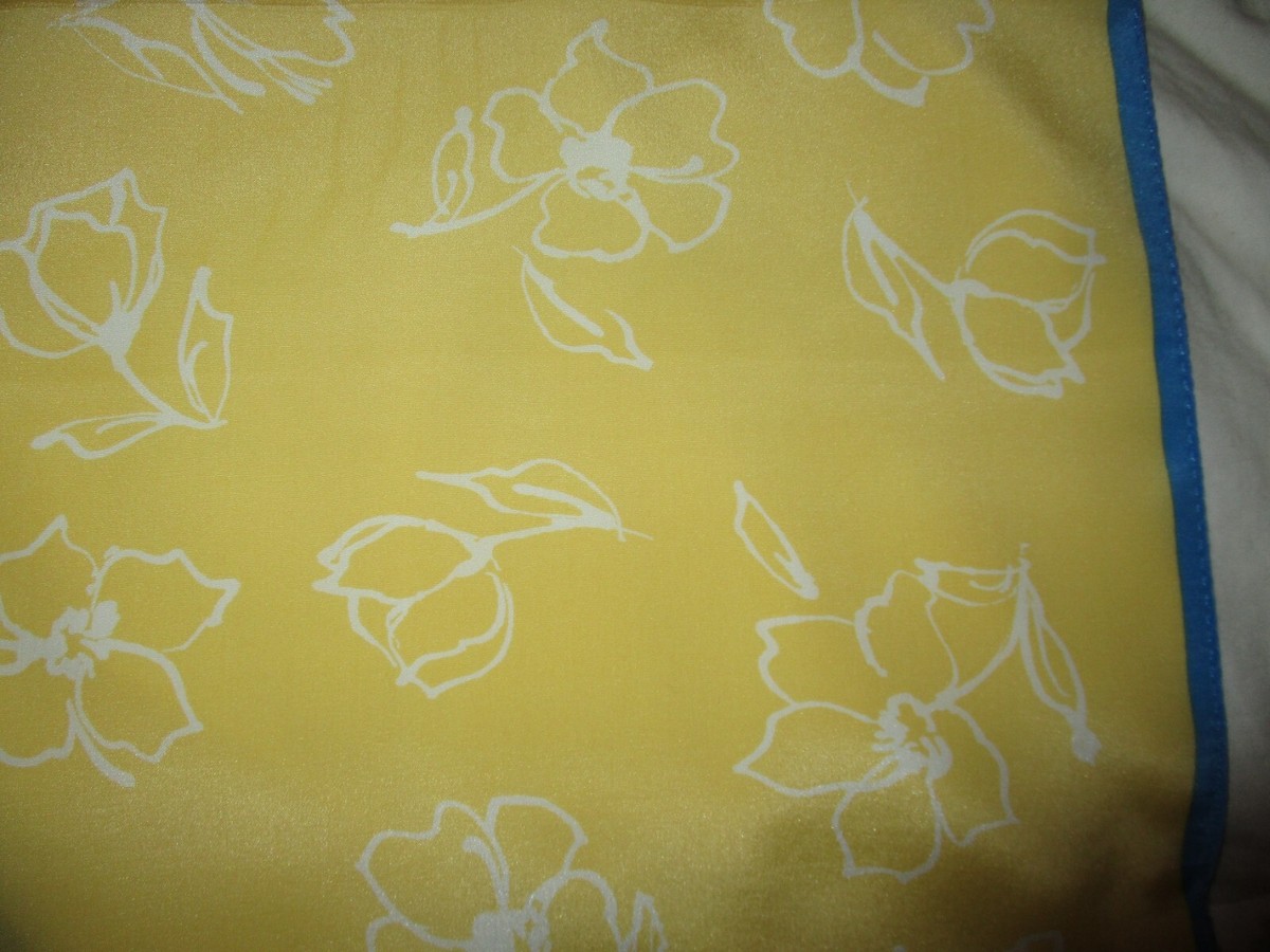 Talbots 花柄スカーフ Painted Floral Silk Scarf | Talbots