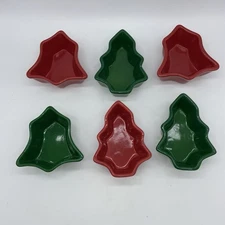 IQ Accessories Set Of 6 Christmas Ramekins Red/Green Trees Bells EUC Decorations