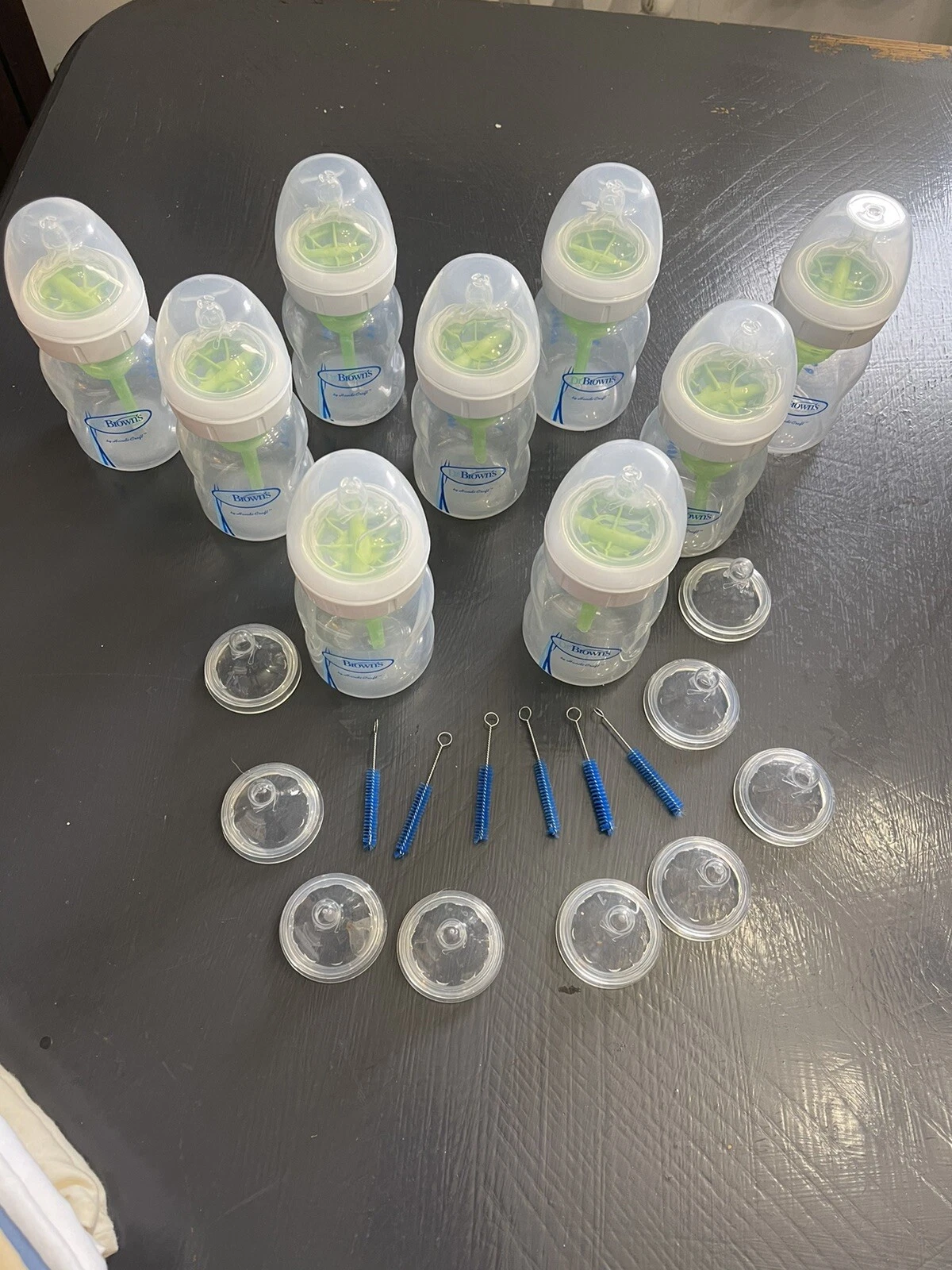 Dr. Browns 5 Oz Bottles With Lids LOT OF 9 With 18 Nipples
