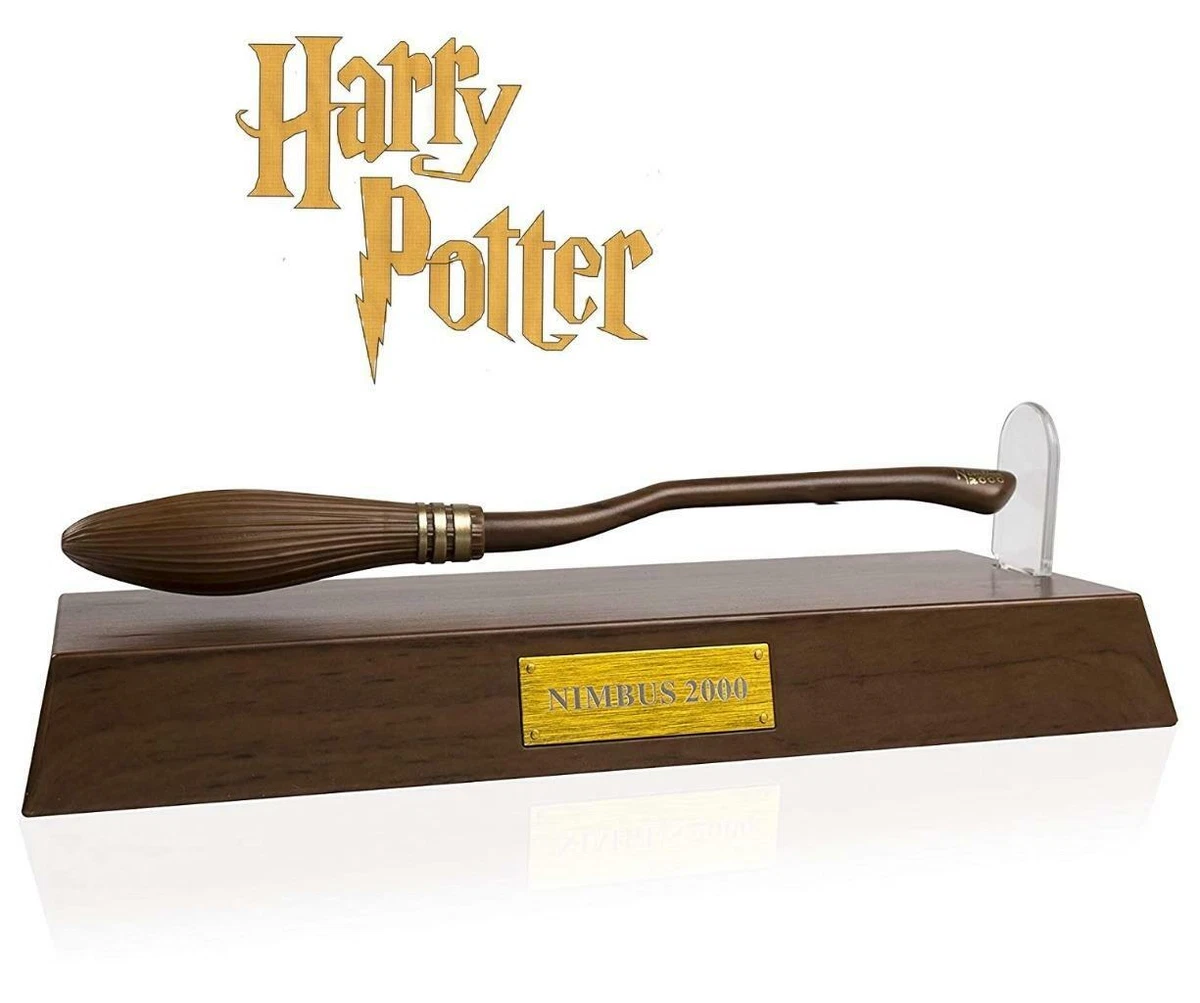 Harry Potter Nimbus 2000 Broomstick