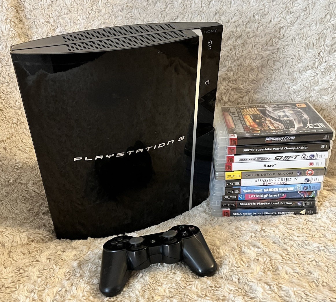 10 Games X Sony PlayStation 3 40GB Piano Black Console Bundle