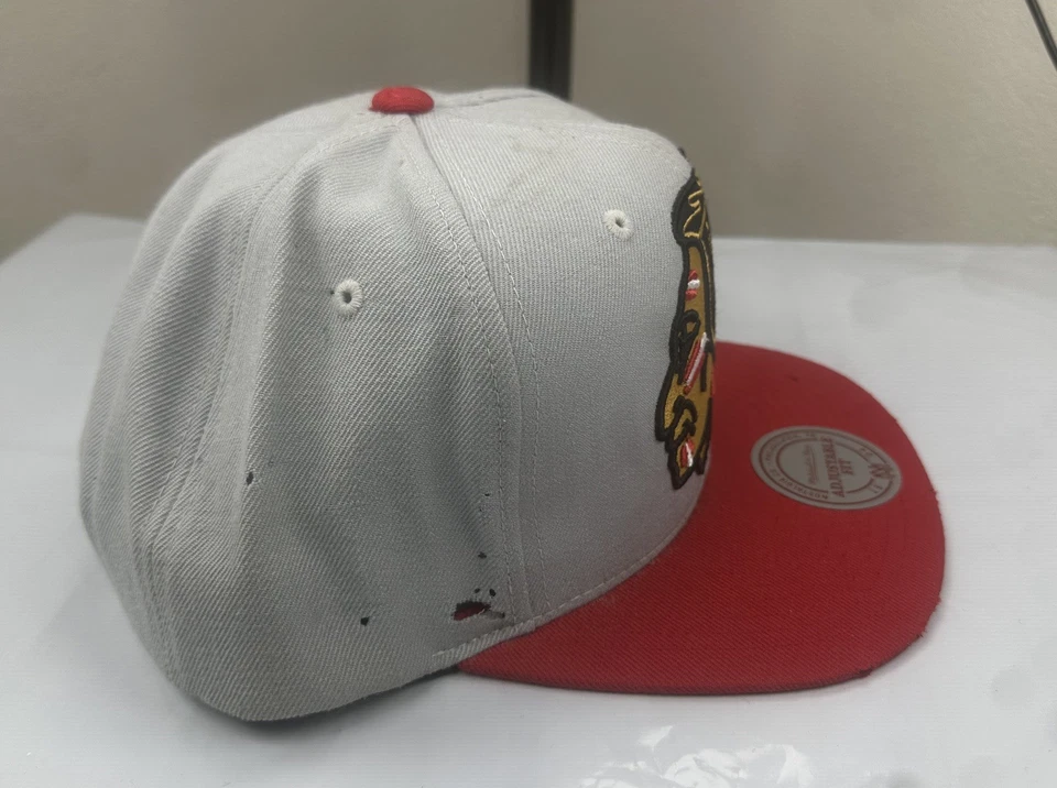 De Colección Mitchell & Ness Chicago Blackhawks Gris/Rojo Ajustable Snapback Sombrero Unisex Foto 3 de 4