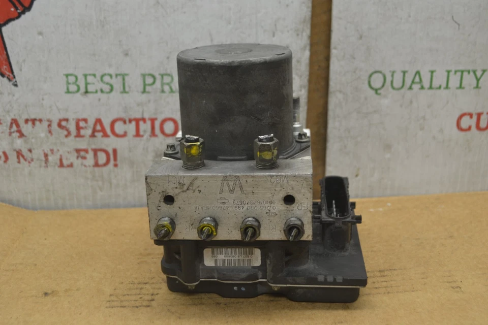 Nissan Cube 2010 ABS antibloqueo bomba de freno control 476601FA1A módulo 122-w1 Foto 3 de 4