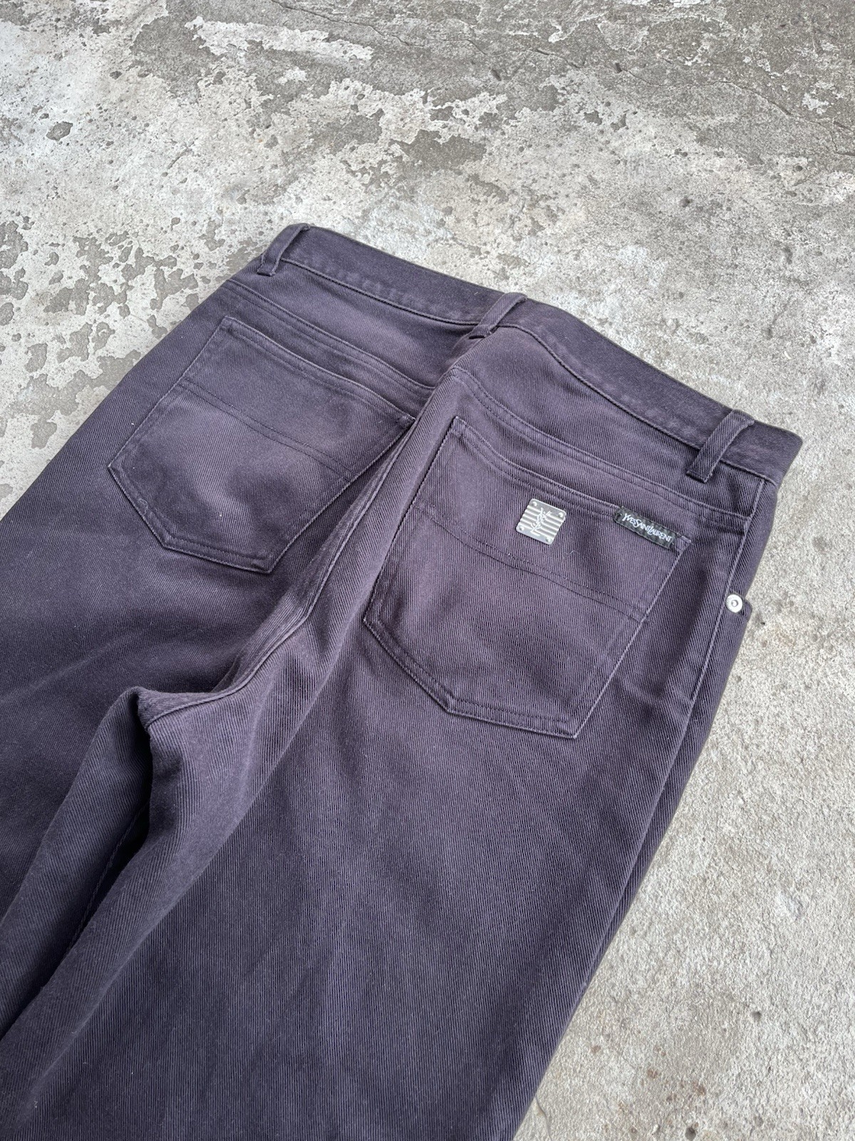 Pantaloni jeans denim anni 90 Yves Saint Laurent vintage YSL Pure Homme logo grande