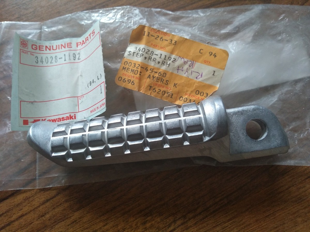 KAWASAKI OEM NEW 34028-1429 34028-1192 Ninja,Zepher footstep peg