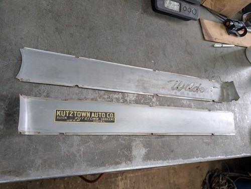 1963 Buick Wildcat Tail Panel Trim Moldings Rear Ornament Backing Strips Trunk - Picture 7 of 8